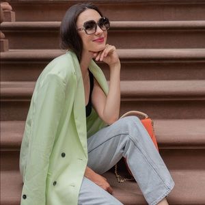 Meet your Posher, Marina